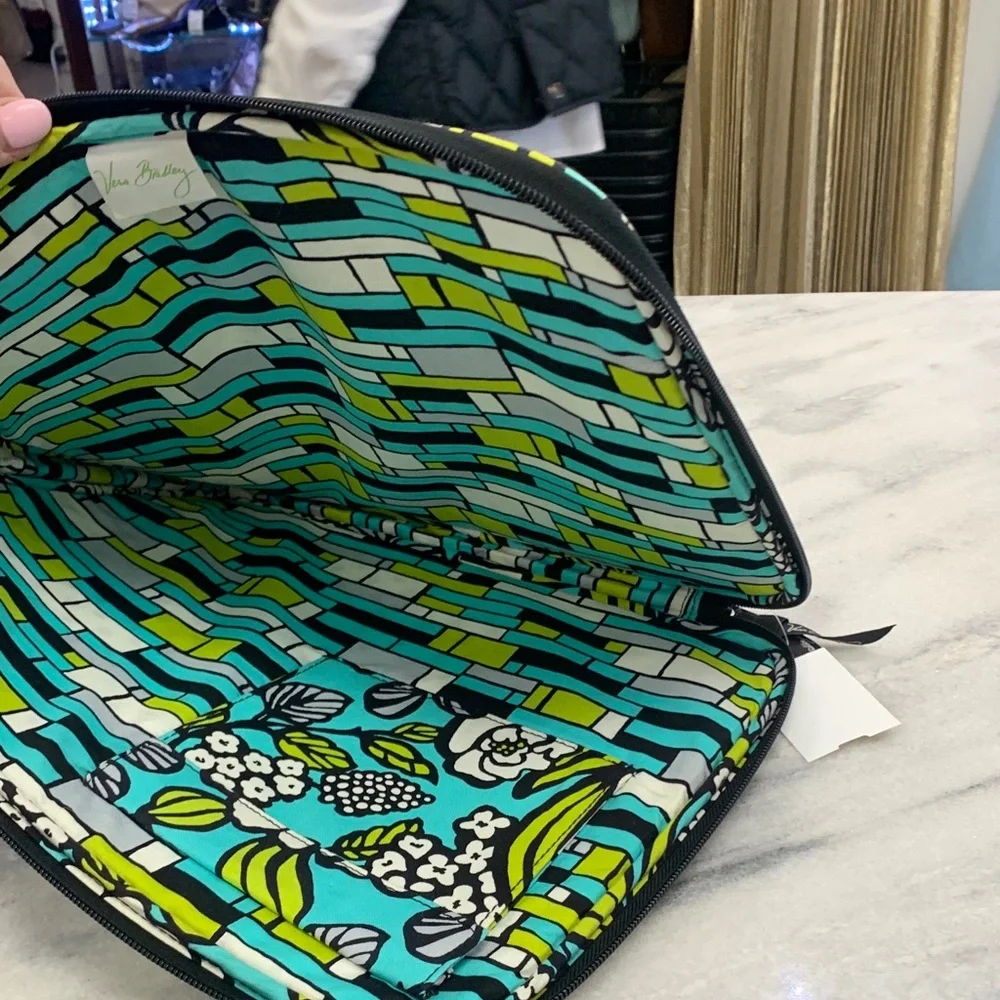 Vera Bradley Blue and Green Floral Laptop Sleeve - Picture 4 of 4
